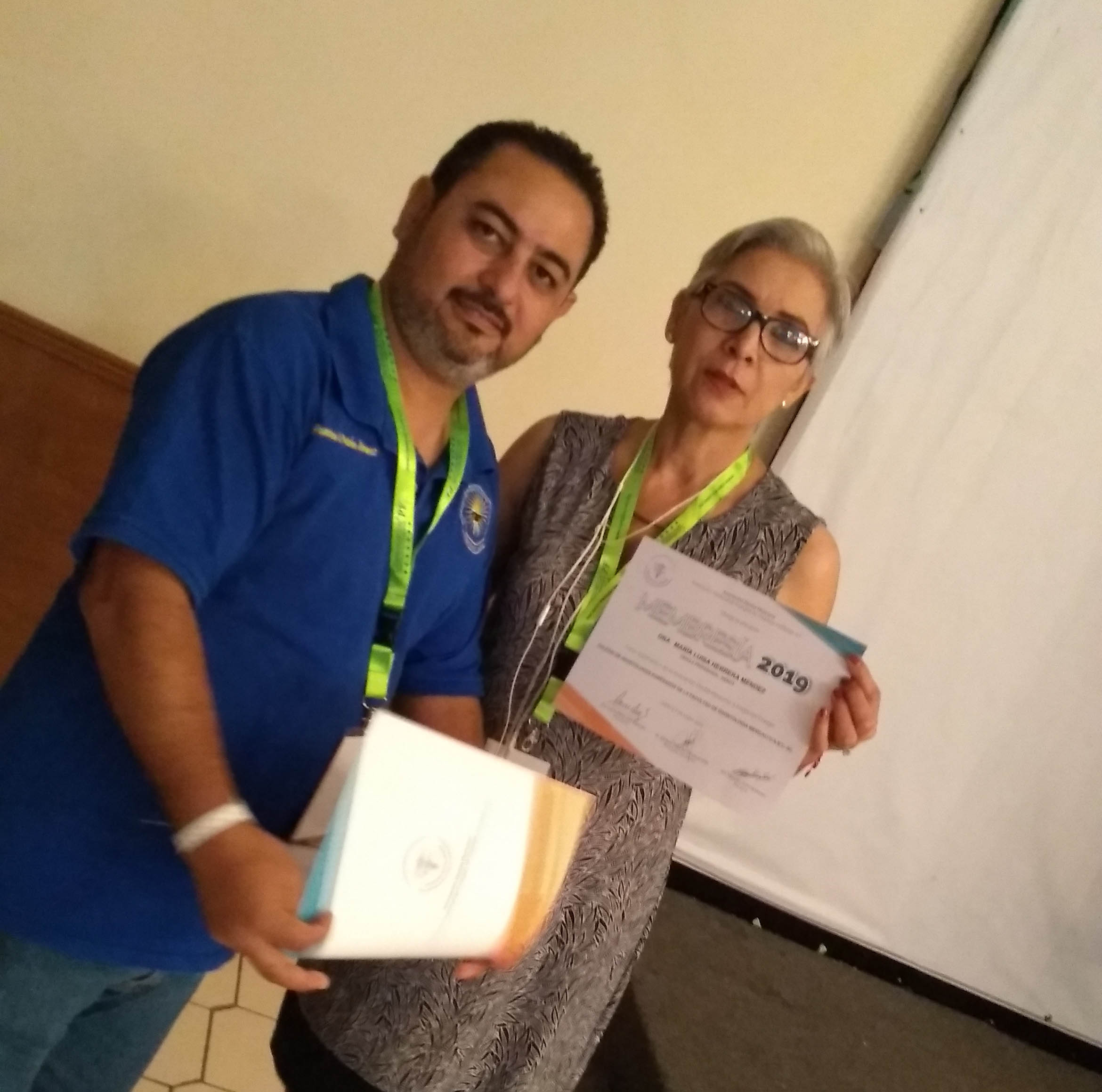 Bienvenida y entrega de constancia nuevo socio